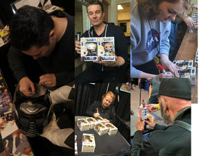 Autographs at Undiscovered Realm Comic Con New York